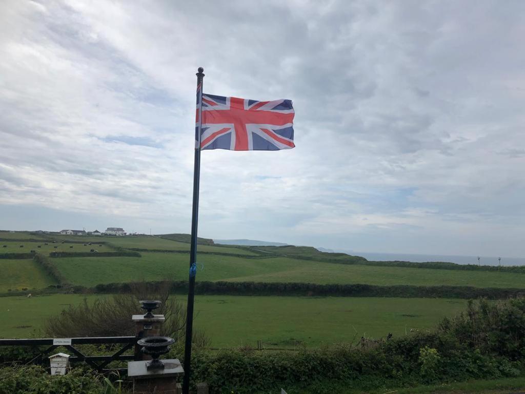 Upton Cross Bed & Breakfast 3*